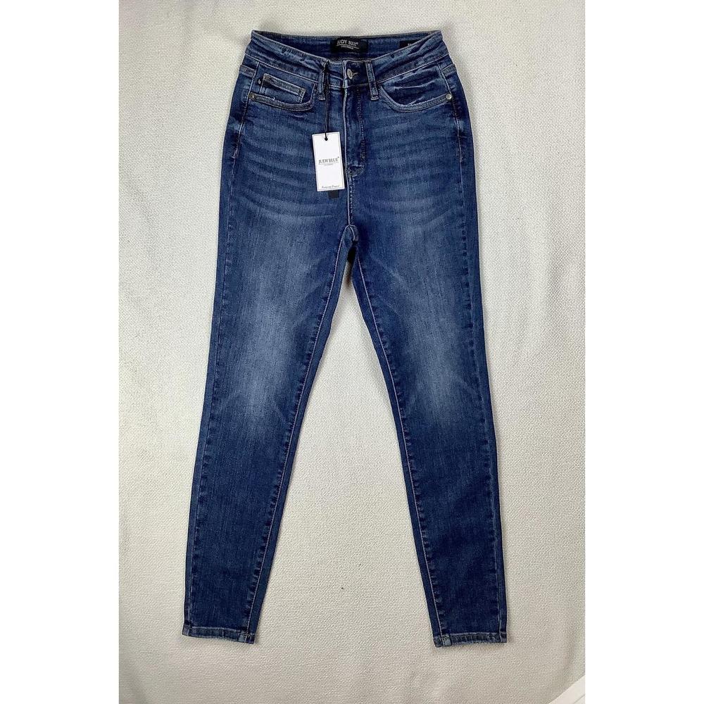 Judy Blue dark wash skinny fit jeans size 3/26